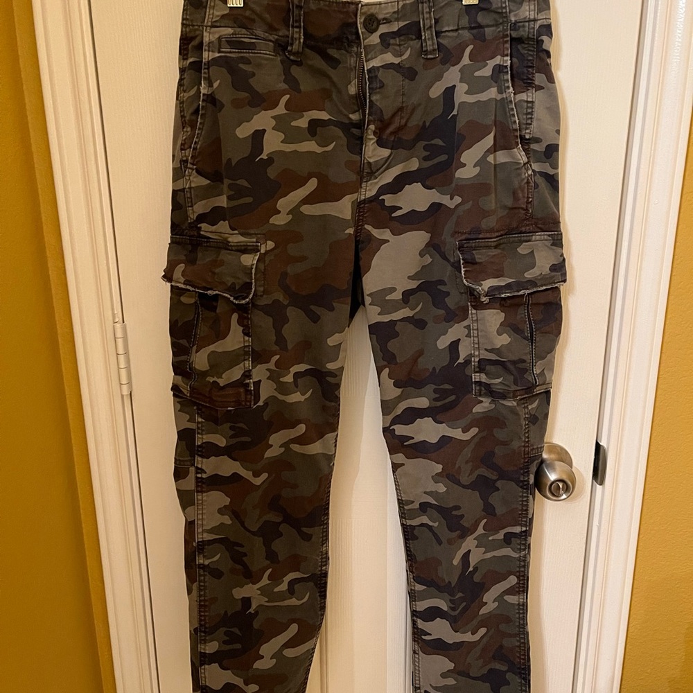 American Eagle cargo pants